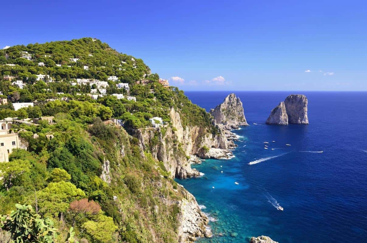 Capri Travel Guide: Luxury Tours & Iconic Attractions