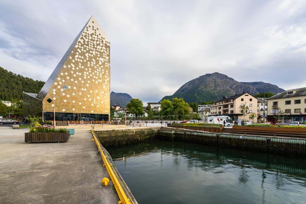 Andalsnes Travel Guide: Adventure in Norway's Mountains