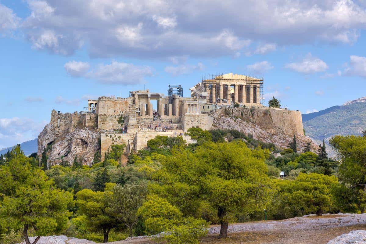 Athens Travel Guide: Ancient Wonders & Modern Vibes