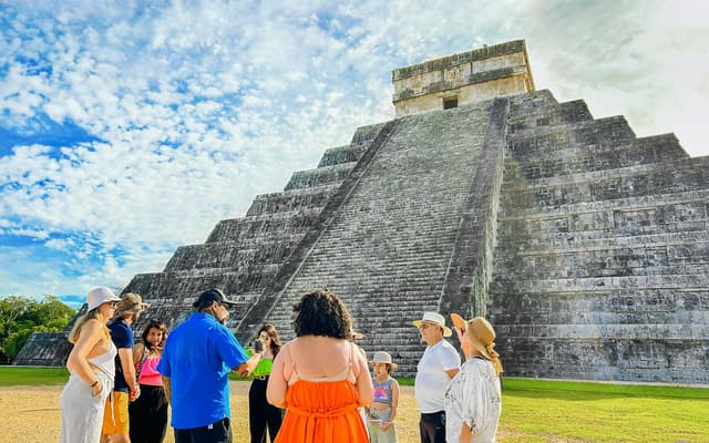 Chichén Itzá, Cenote & Valladolid Tour with Round Trip Transfers + Optional Lunch