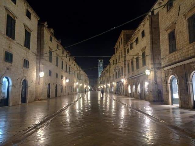 Dubrovnik: Charming Old Town Small-Group Walking Tour