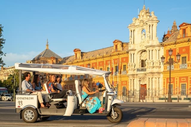 Seville: Private City Tour by 100% Electric Eco Tuk Tuk