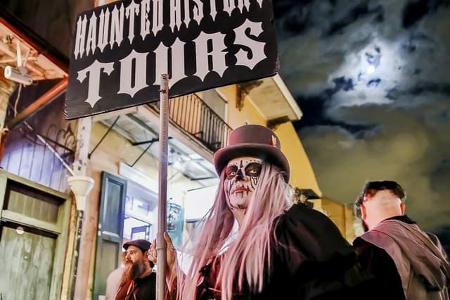 New Orleans: 2-Hour French Quarter Ghost & Legends Walk