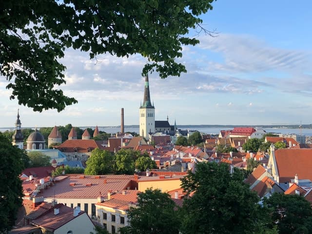 Iconic Old Town Tallinn: Guided Walking Tour