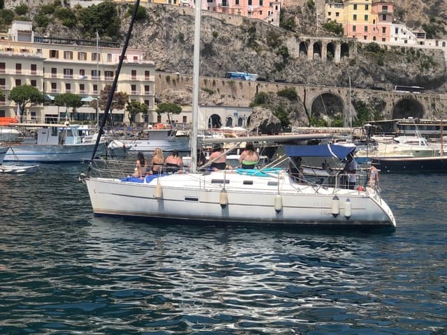From Salerno: Amalfi Coast Full-Day Sailboat Trip with Lunch
