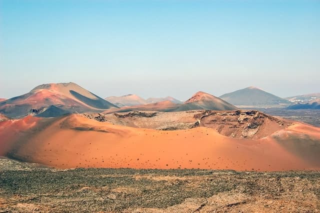Lanzarote: Timanfaya Park and Jameos del Agua Full-Day Tour