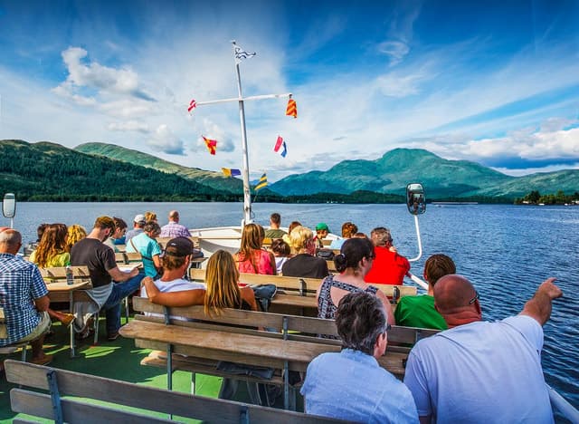 Loch Lomond: Scottish Highlands Sightseeing Cruise
