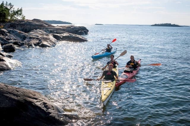 Stockholm: Archipelago Kayak Adventure + Lunch & City Pickup