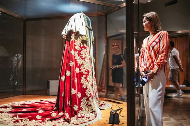 Explore Vienna's Royal Treasures: Imperial Treasury Tour