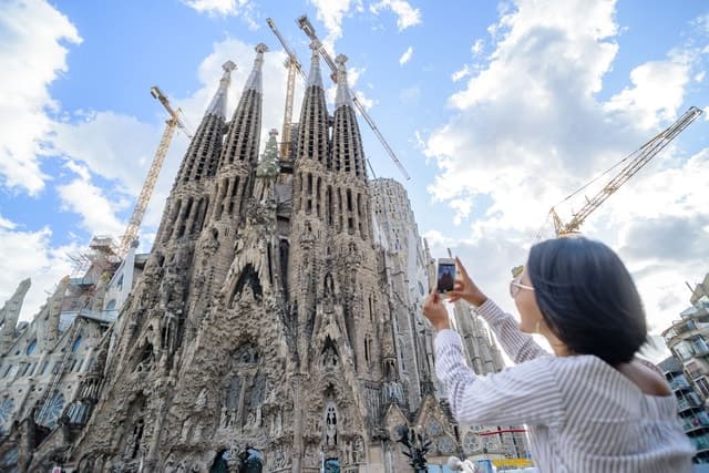 Top-Rated Barcelona Excursions from Madrid