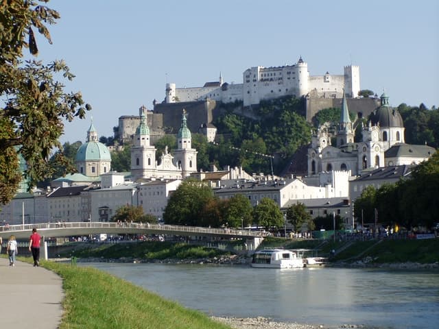Salzburg: 2.5-Hour Mozart Sites & Old Town Walking Tour