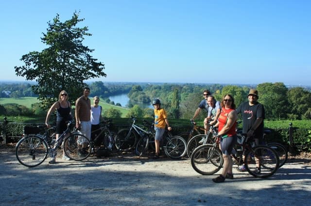 London: Royal Deer Park Bike Tour