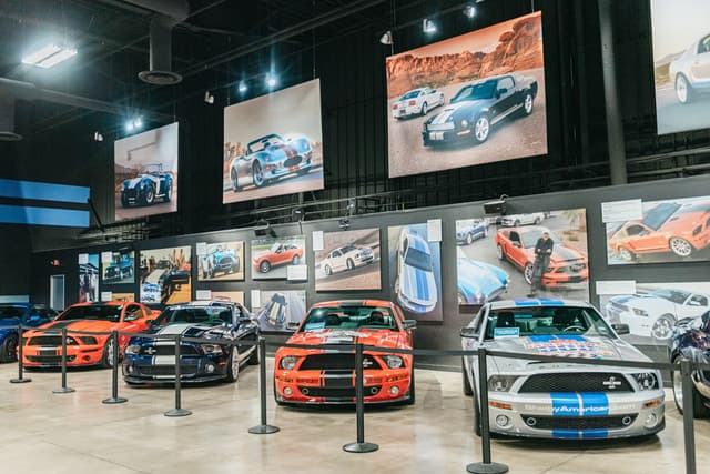 Las Vegas: Shelby, Counts Kustoms & WelderUp Car Garage Tour