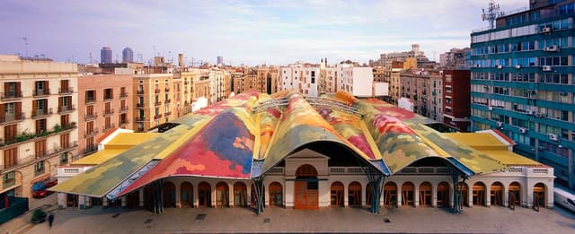 Barcelona: 4-Hour Private Market & Foodie Tour