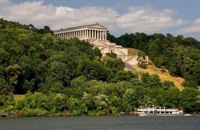 Best Regensburg Boat Tours & Danube River Sightseeing