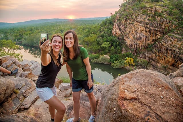 Best Katherine Gorge Cruises: Darwin's Top Nature Experience