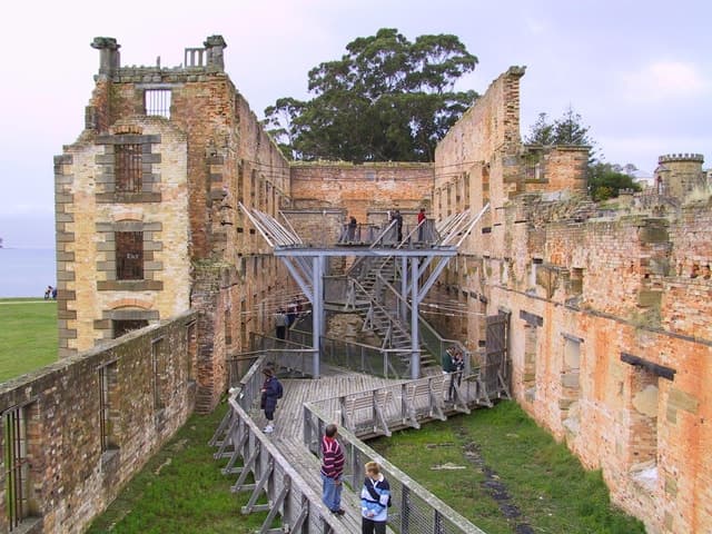 Hobart: Port Arthur & Tasman Park Full-Day Trip with Cruise