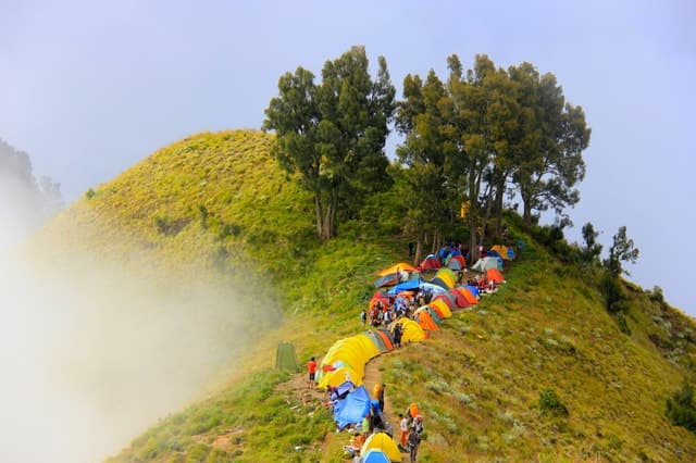 Mount Rinjani: 2D/1N Trekking To Sembalun Or Senaru Views