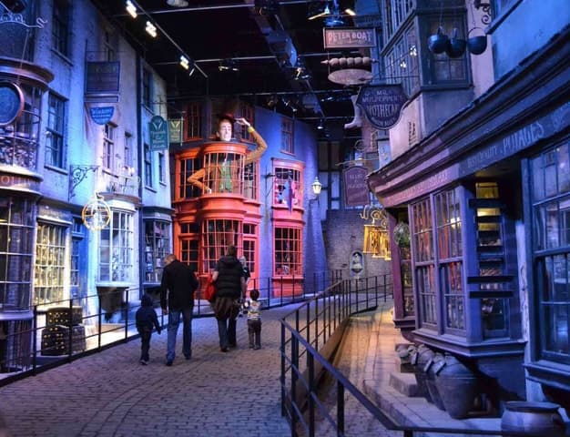 Harry Potter: Warner Bros. Studio Tour from King's Cross