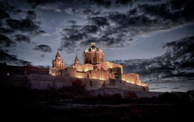 Valletta, Mdina, and Mosta Night Tour with 5D Show
