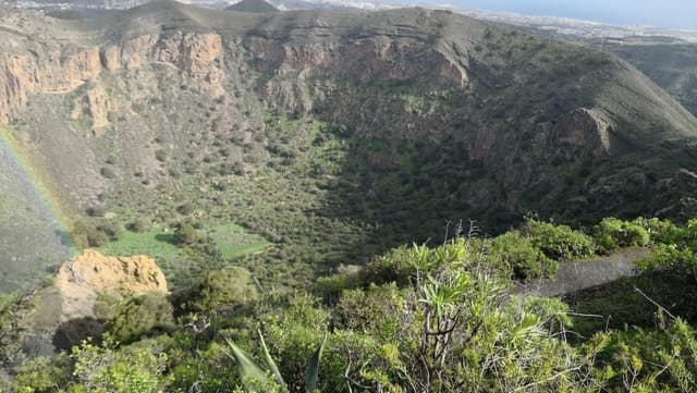 Private Bandama Caldera Volcano, Botanic Garden & Old Town