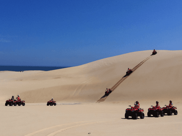 Port Stephens: Worimi Sand Dune Quad Bike Adventure