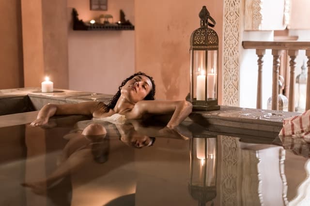 Malaga: Hammam Al Ándalus Bath, Kessa and Relaxing Massage