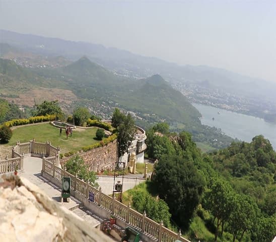Private Evening Sunset Tour of Monsoon Palace/Sajjan Garh