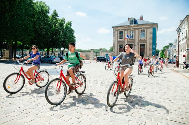 Versailles by Bike: Paris to Palace Highlights