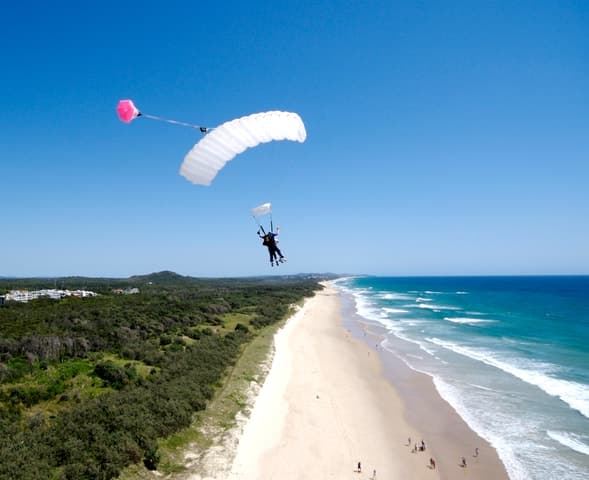Noosa: Tandem Skydive Experience