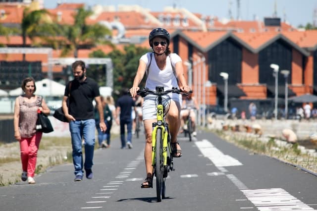 Lisbon: The Riverside E-Bike Tour to Belém + Custard Tart