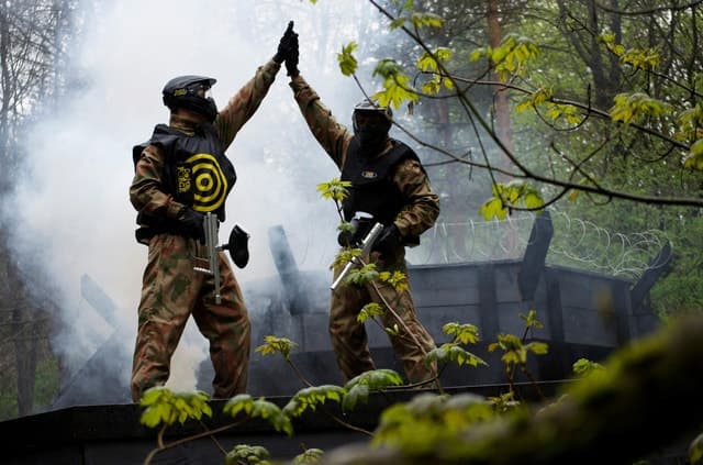 Tunbridge Wells: Full-Day Paintball Pass