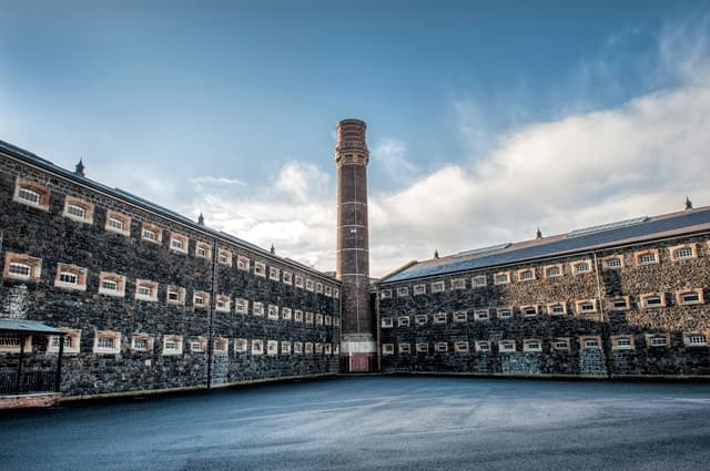 Belfast: Crumlin Road Gaol Experience