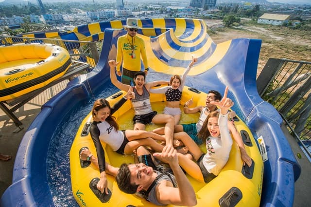 Hua Hin: Vana Nava Water Jungle One-Day Entry Ticket