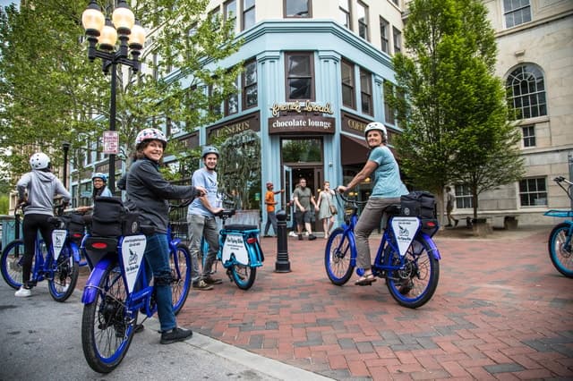 Asheville: Downtown E-Bike Tour with an Uphill Boost