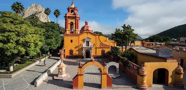 The Wonders of Queretaro: Small Groups from Mexico City