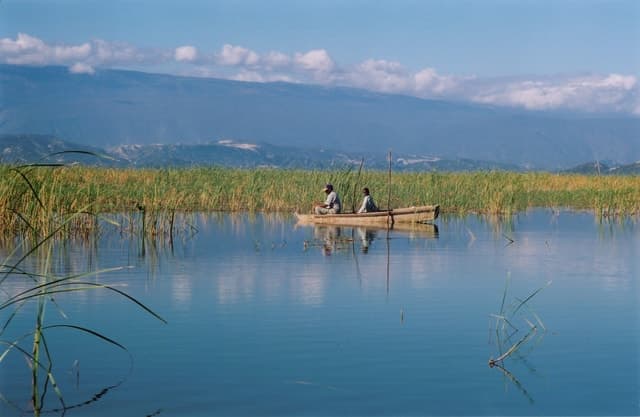 From Barahona: Lake Enriquillo & Las Marias Spring Day Tour