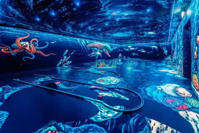 Neon Glow & Mini Golf in Dubai
