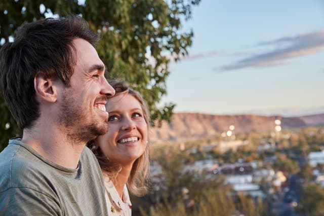 Alice Springs Highlights and Nature Escape Day Tour
