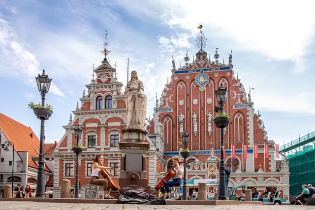 House of the Black Heads: Riga Tour Options