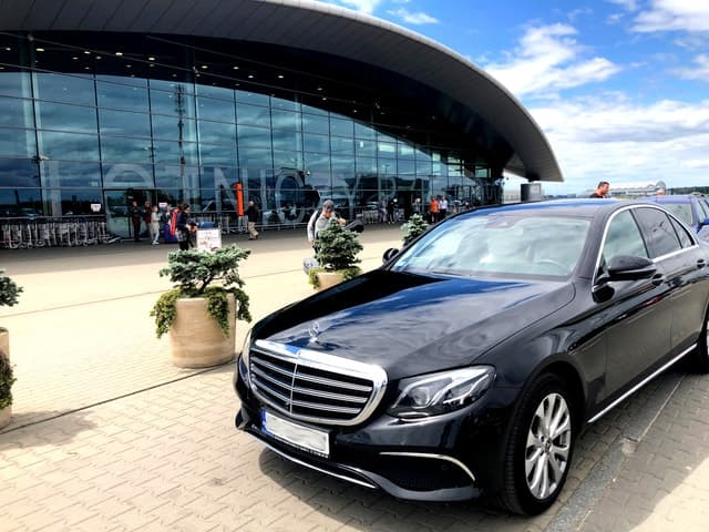 Reliable Private Transfers to and from Krakow Airport