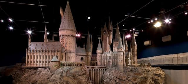 London: Warner Bros. Studio Tour with Hotel Pickup