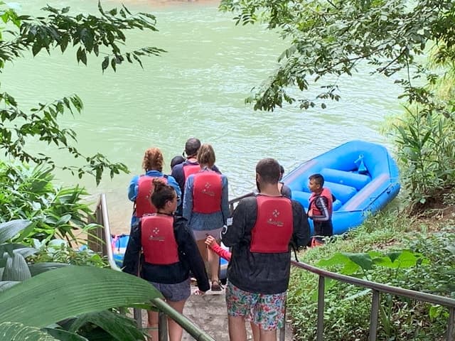 Best La Fortuna Wildlife Safari Float & River Tour
