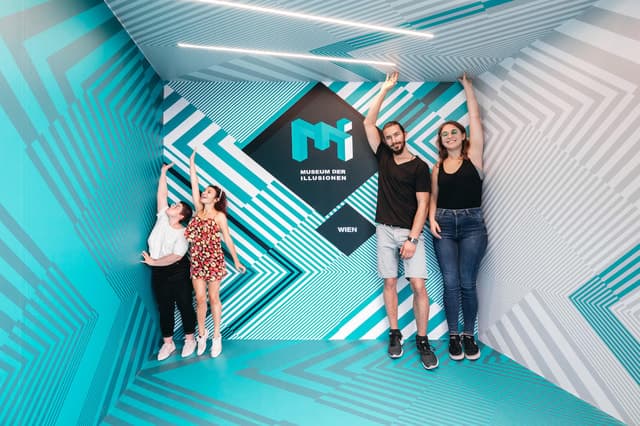 Vienna: Museum of Illusions Vienna Admission Ticket