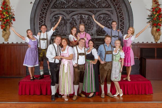 Best Vienna Dinner Shows & Tours