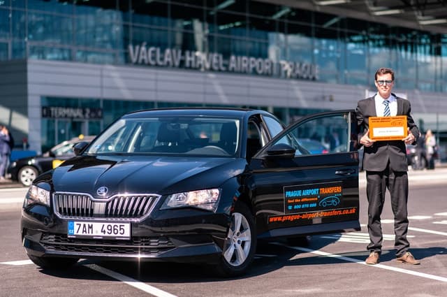 Reliable Private Transfers from Prague Airport