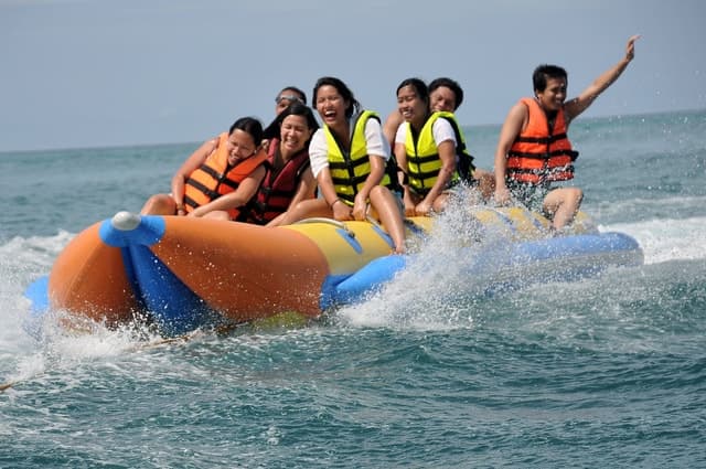 Best Boracay Banana Boat Rides & Water Activities