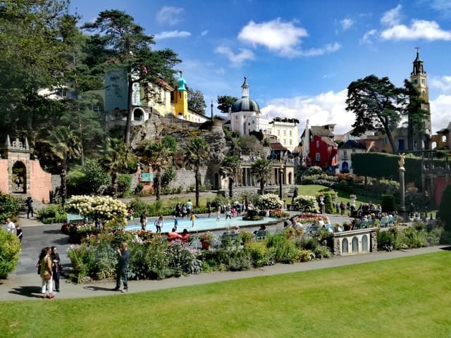 From Llandudno: Portmeirion, Snowdonia and Castles Tour