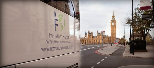London: Transfer to Southampton with Windsor Castle Visit
