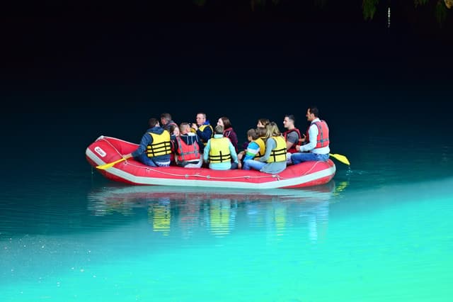 Explore the Hidden Wonders of Altinbesik Cave in Side